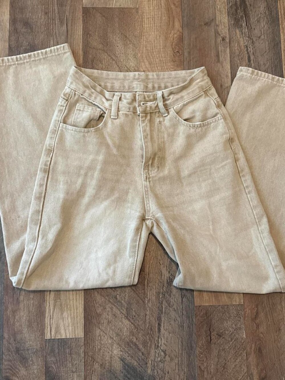SHEIN high-waisted straight-leg jeans